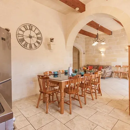 Ferienhaus Centre Island Gozitan & Pool - Happy