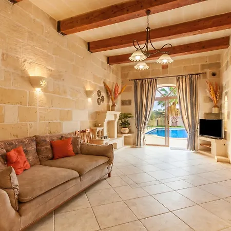 Centre Island Gozitan & Pool - Happy Casa vacanze