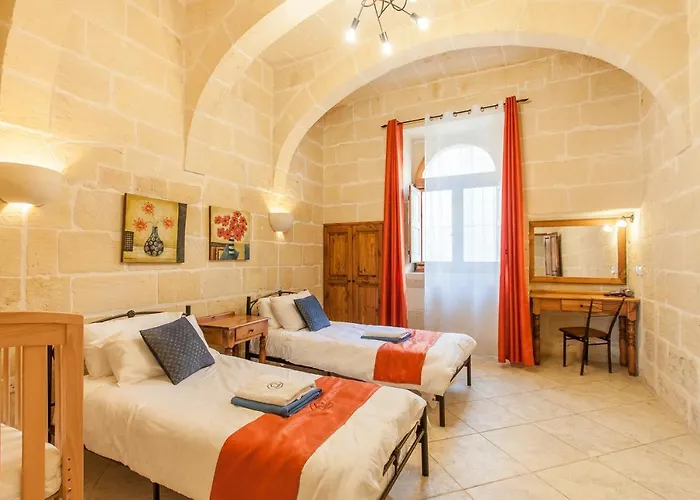 Holiday home Centre Island Gozitan & Pool - Happy